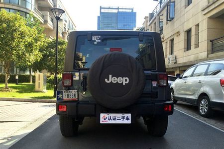 上海二手Jeep牧马人_2013款 3.6L 自动 两门Rubicon 十周年版